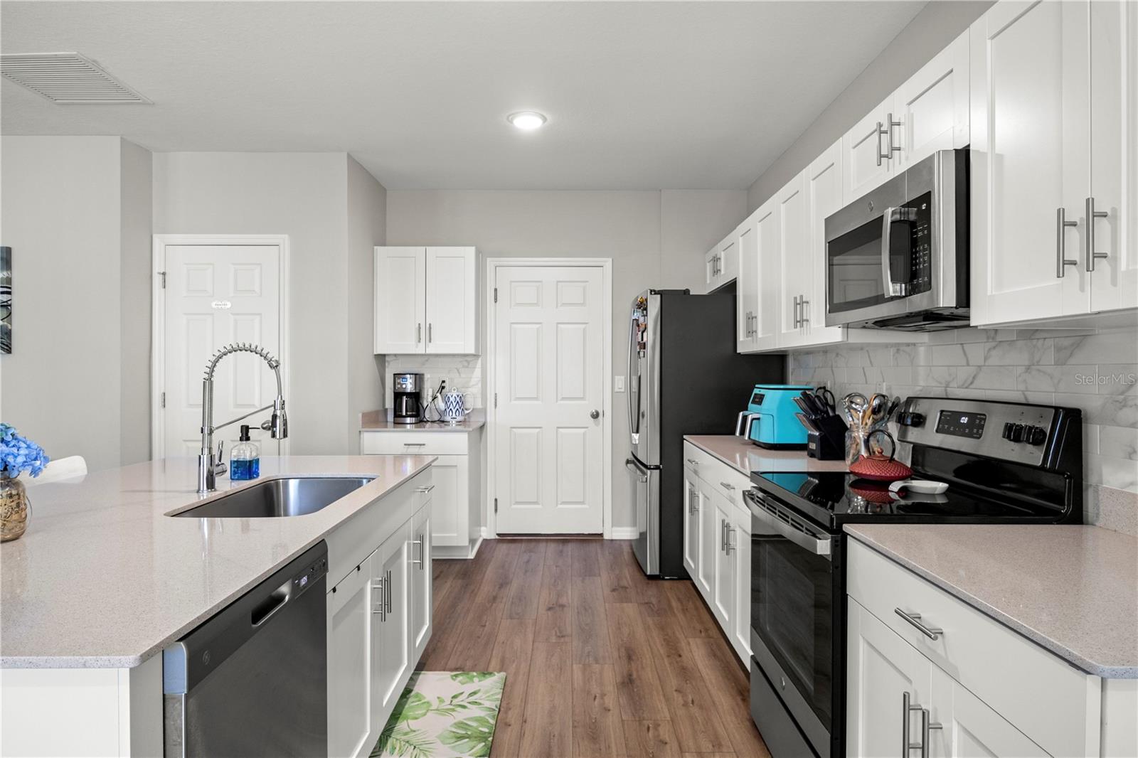 7580 FREESIA TRCE — photo 9