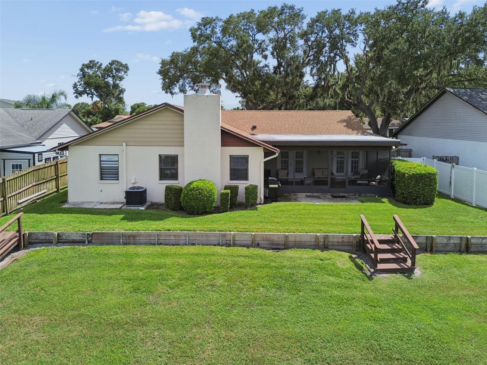 653 TIMBER POND DR — photo 63