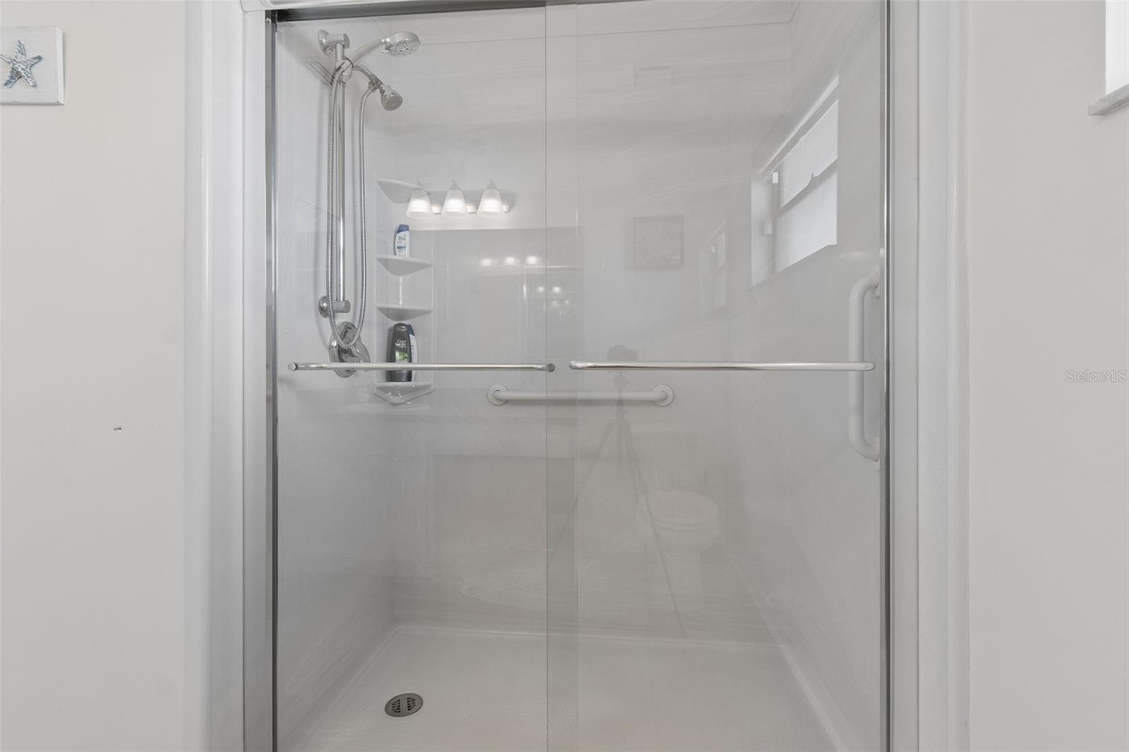 653 TIMBER POND DR — photo 42