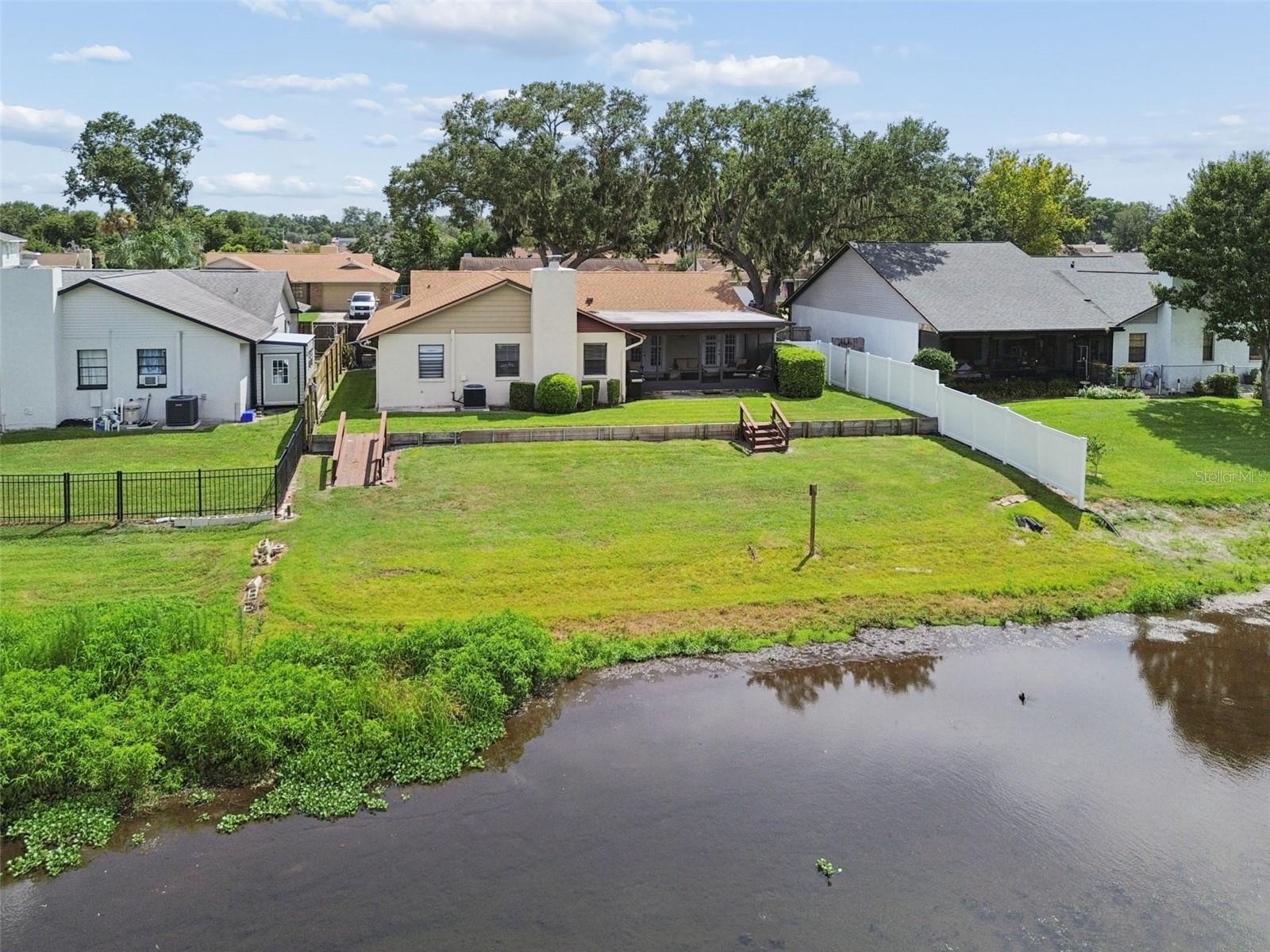 653 TIMBER POND DR — photo 62