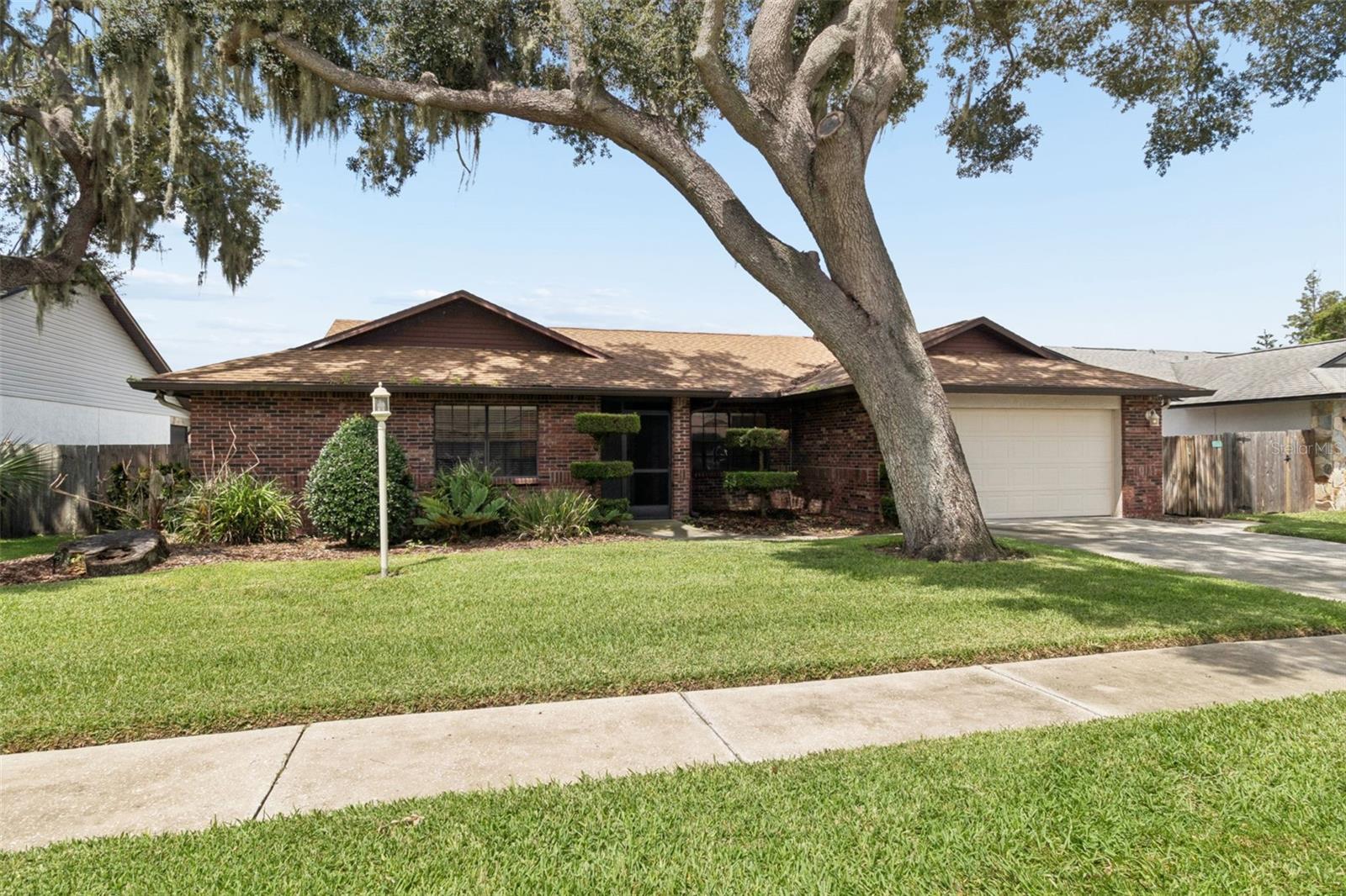 653 TIMBER POND DR — photo 5