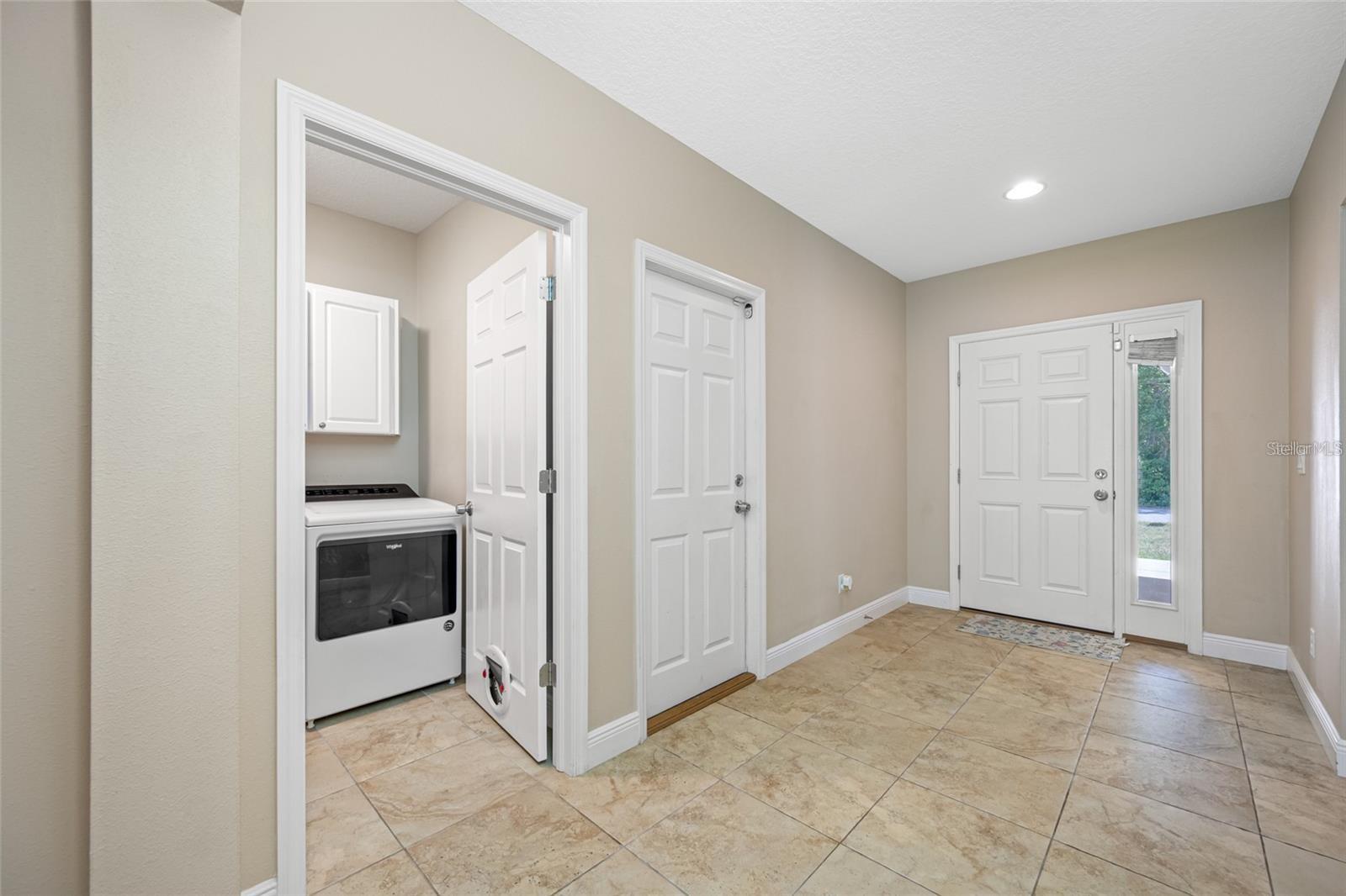 230 CLAYTON ST — photo 2