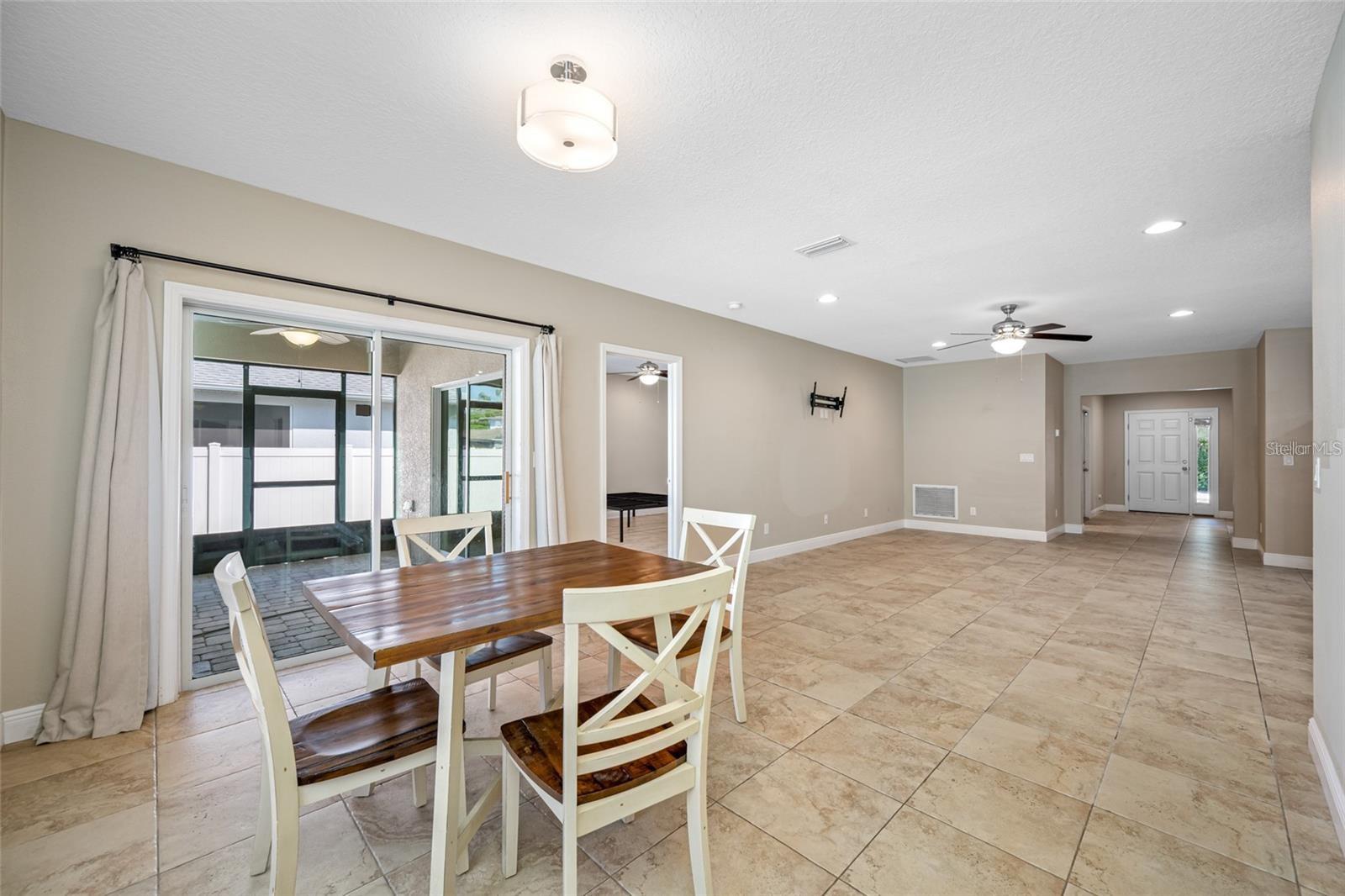 230 CLAYTON ST — photo 14