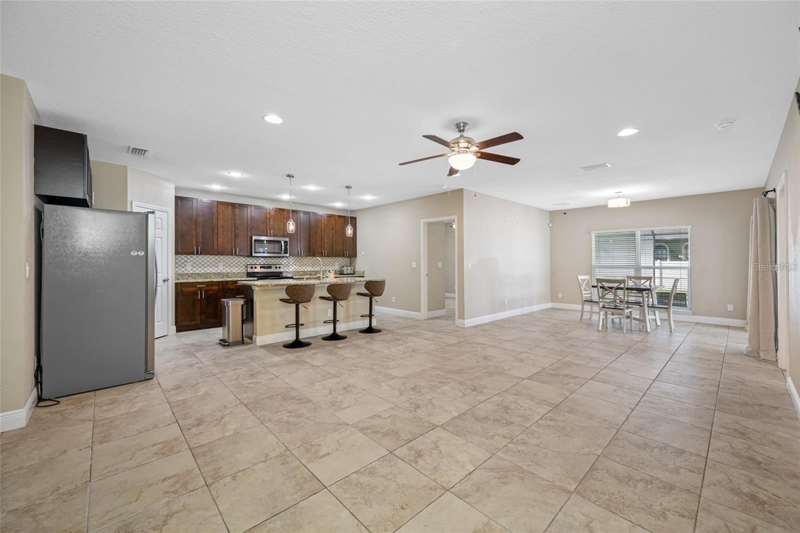 230 CLAYTON ST — photo 13