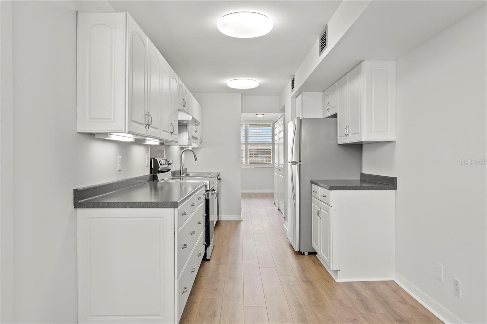 4890 BAY ST NE #330 — photo 8