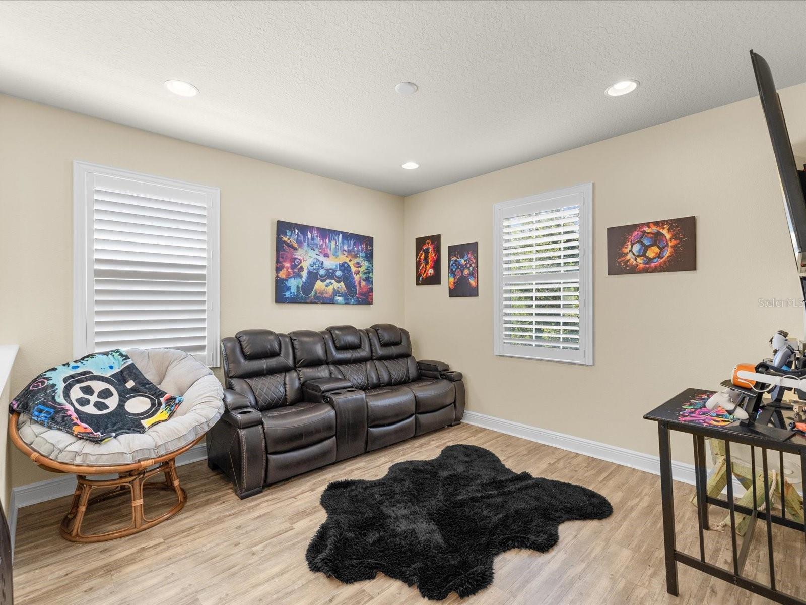 7117 PARK TREE DR — photo 15