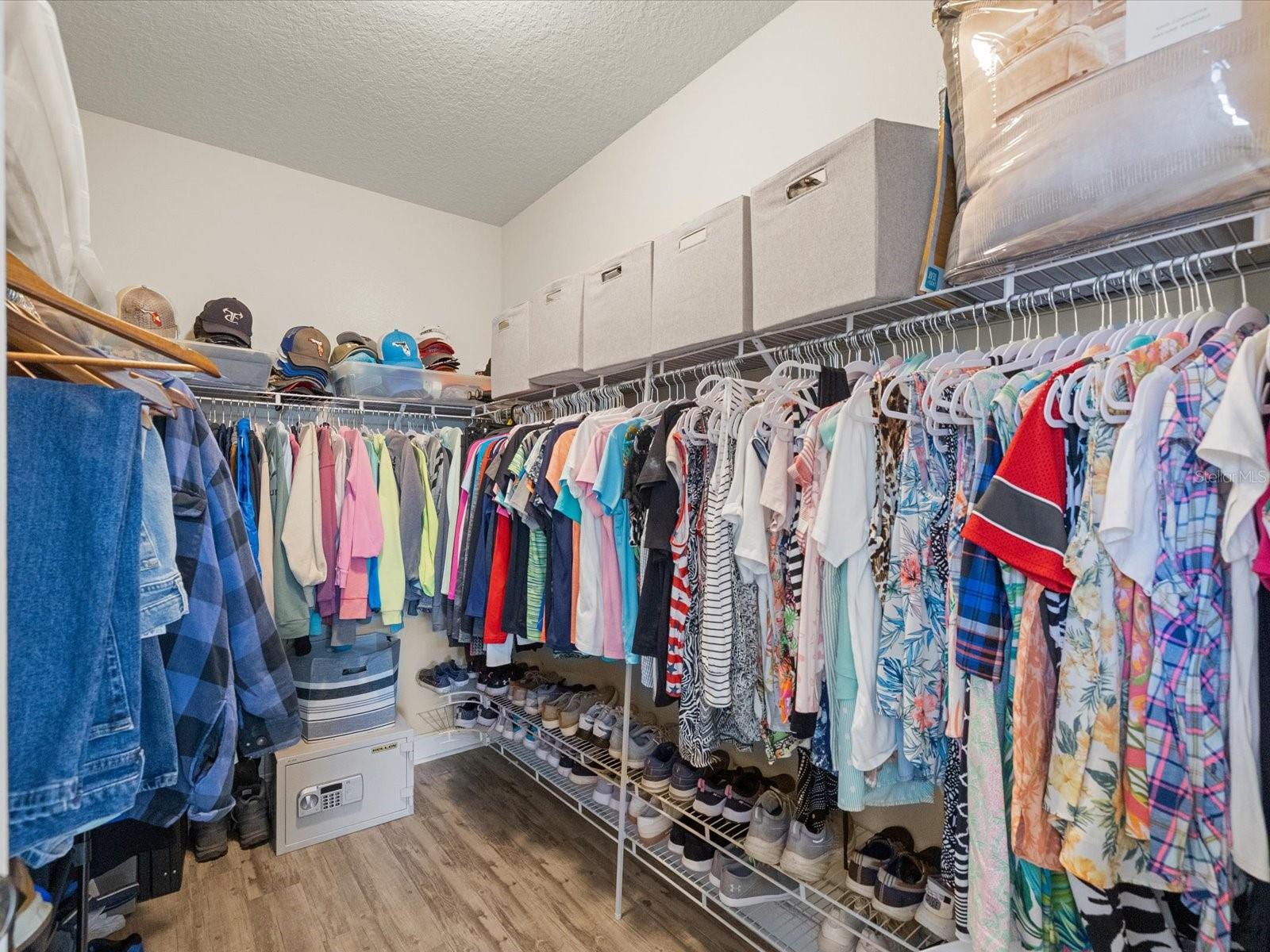 7117 PARK TREE DR — photo 24