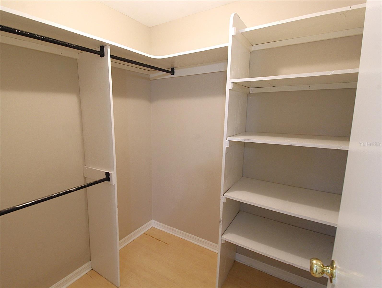 2516 E MILMAR DR — photo 21