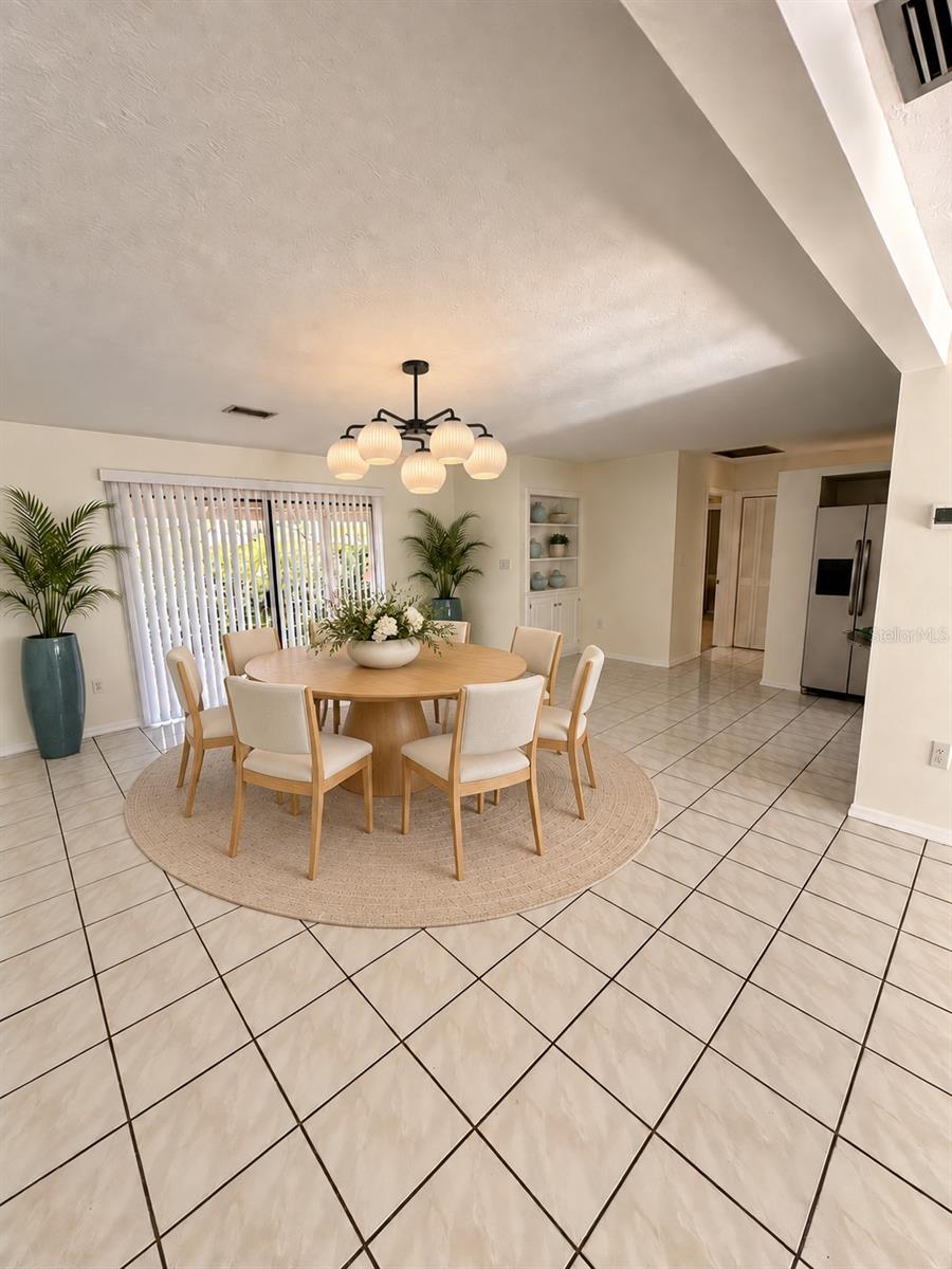 2516 E MILMAR DR — photo 5