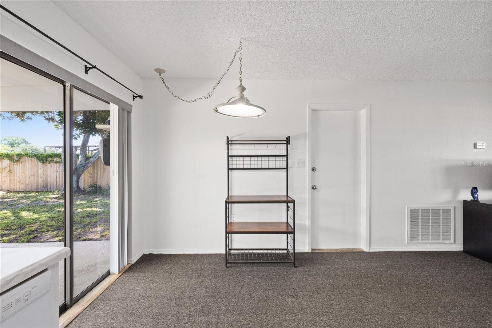 1310 MANDARIN DR — photo 12