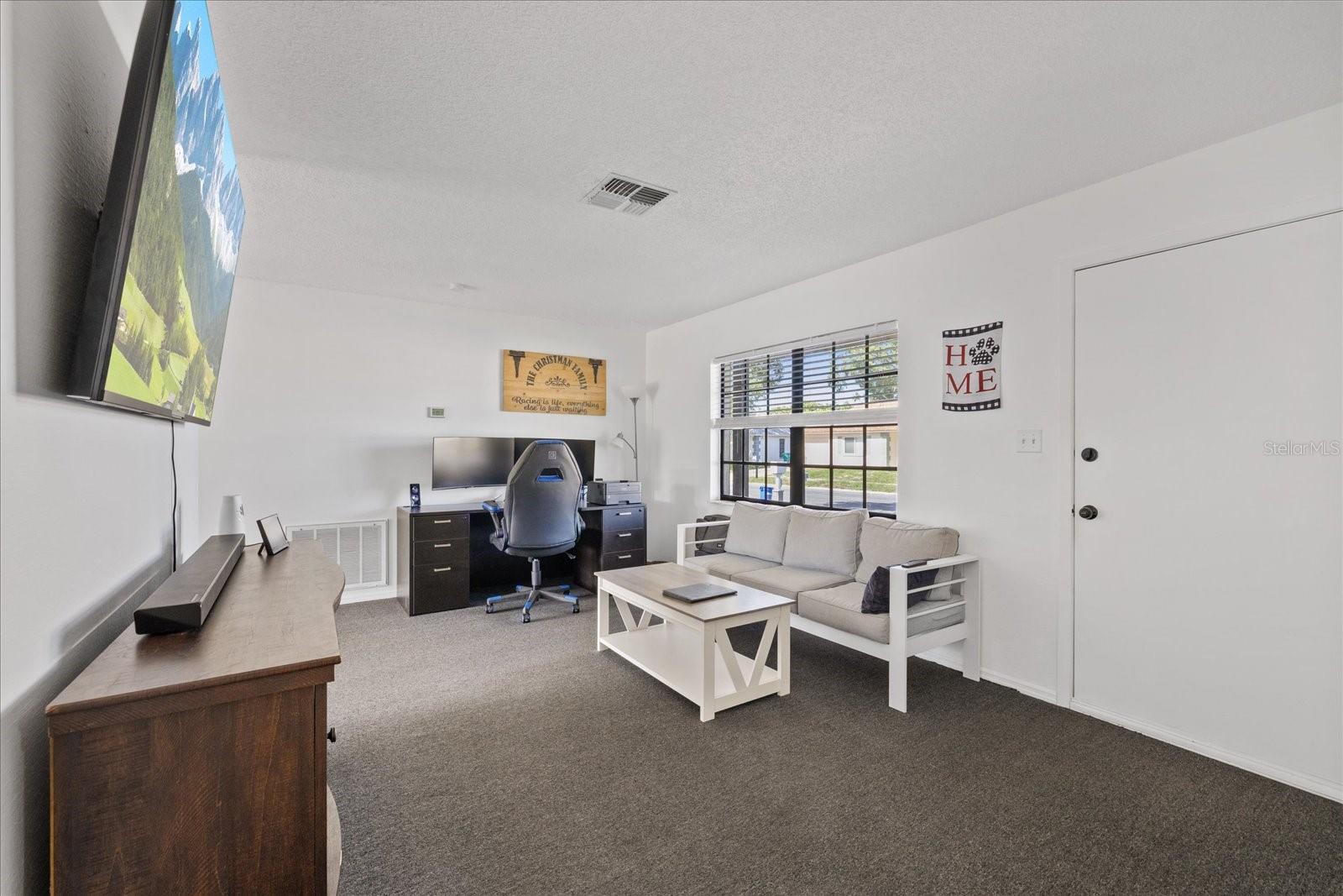1310 MANDARIN DR — photo 9