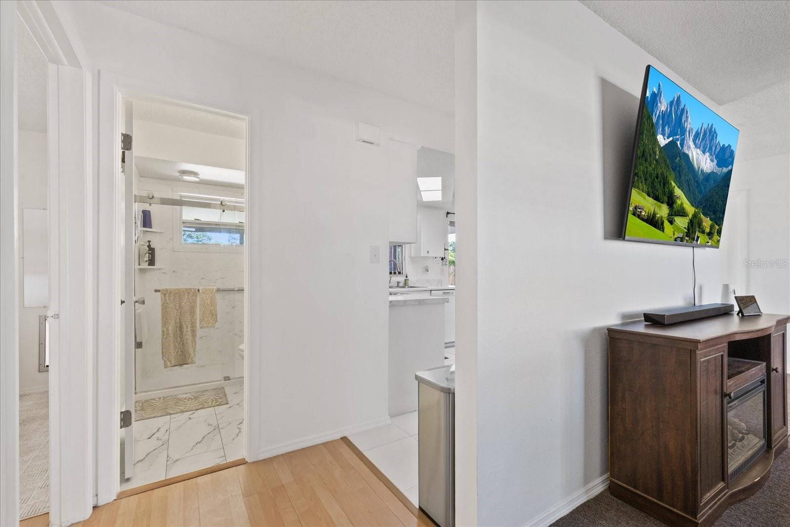 1310 MANDARIN DR — photo 17