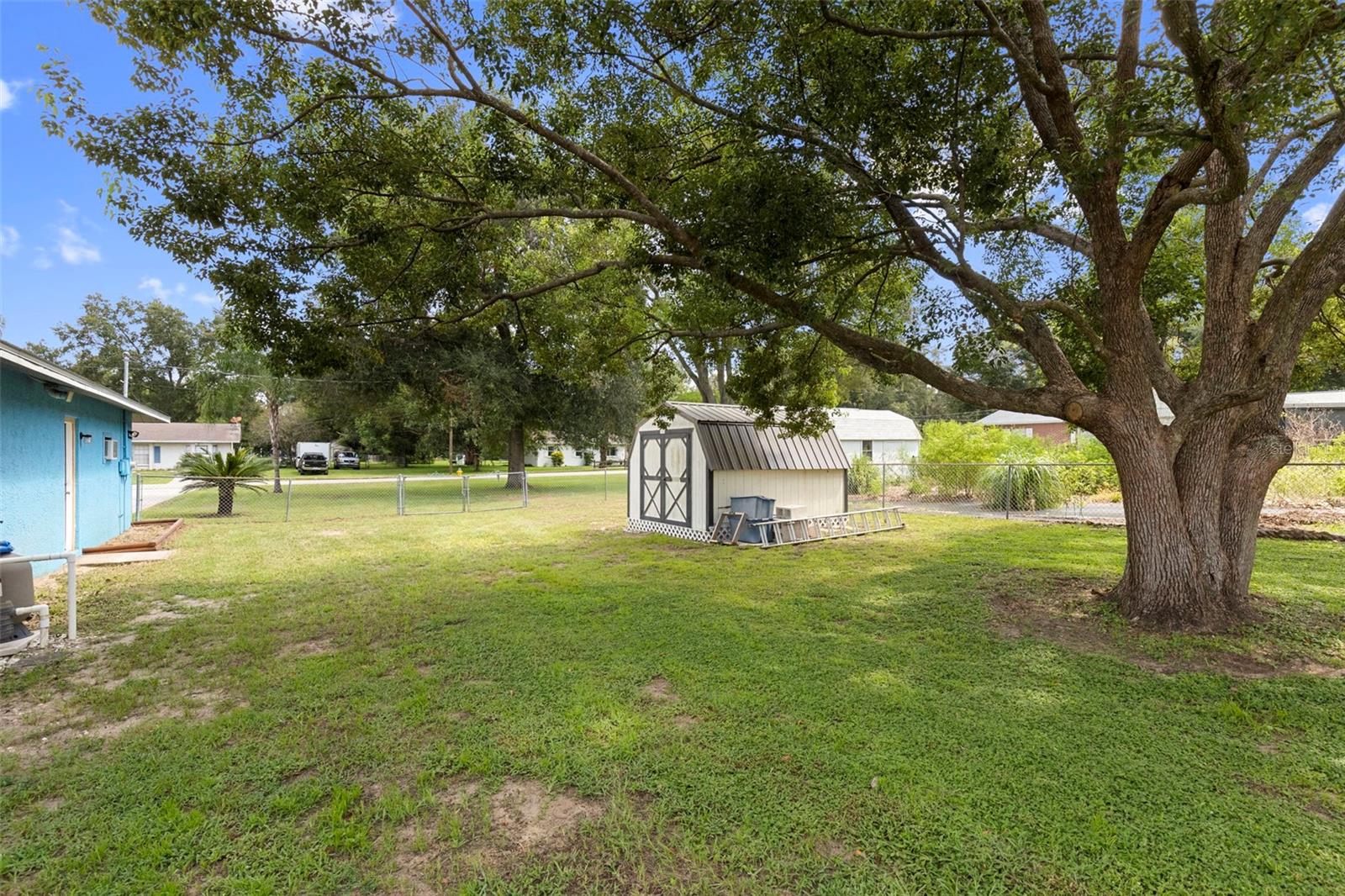 37216 ORANGE BLOSSOM LN — photo 41