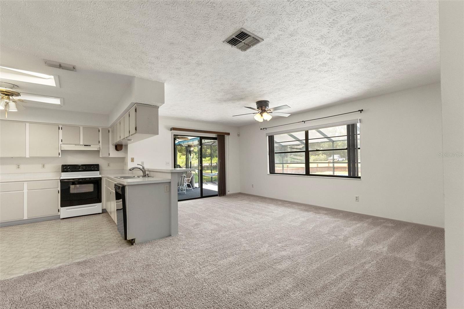 37216 ORANGE BLOSSOM LN — photo 14