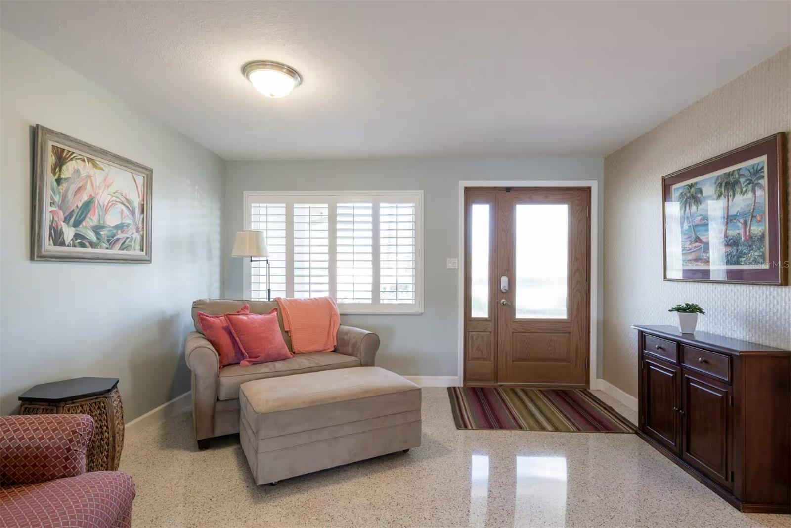 378 WESTWINDS DR — photo 15