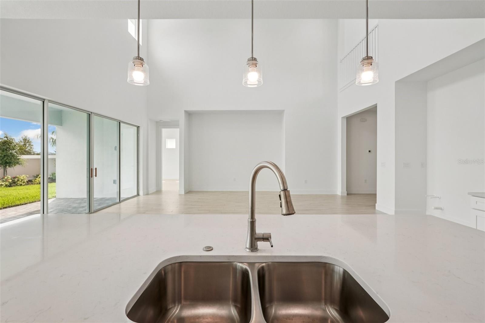 8234 GOLDEN BEACH CT — photo 6
