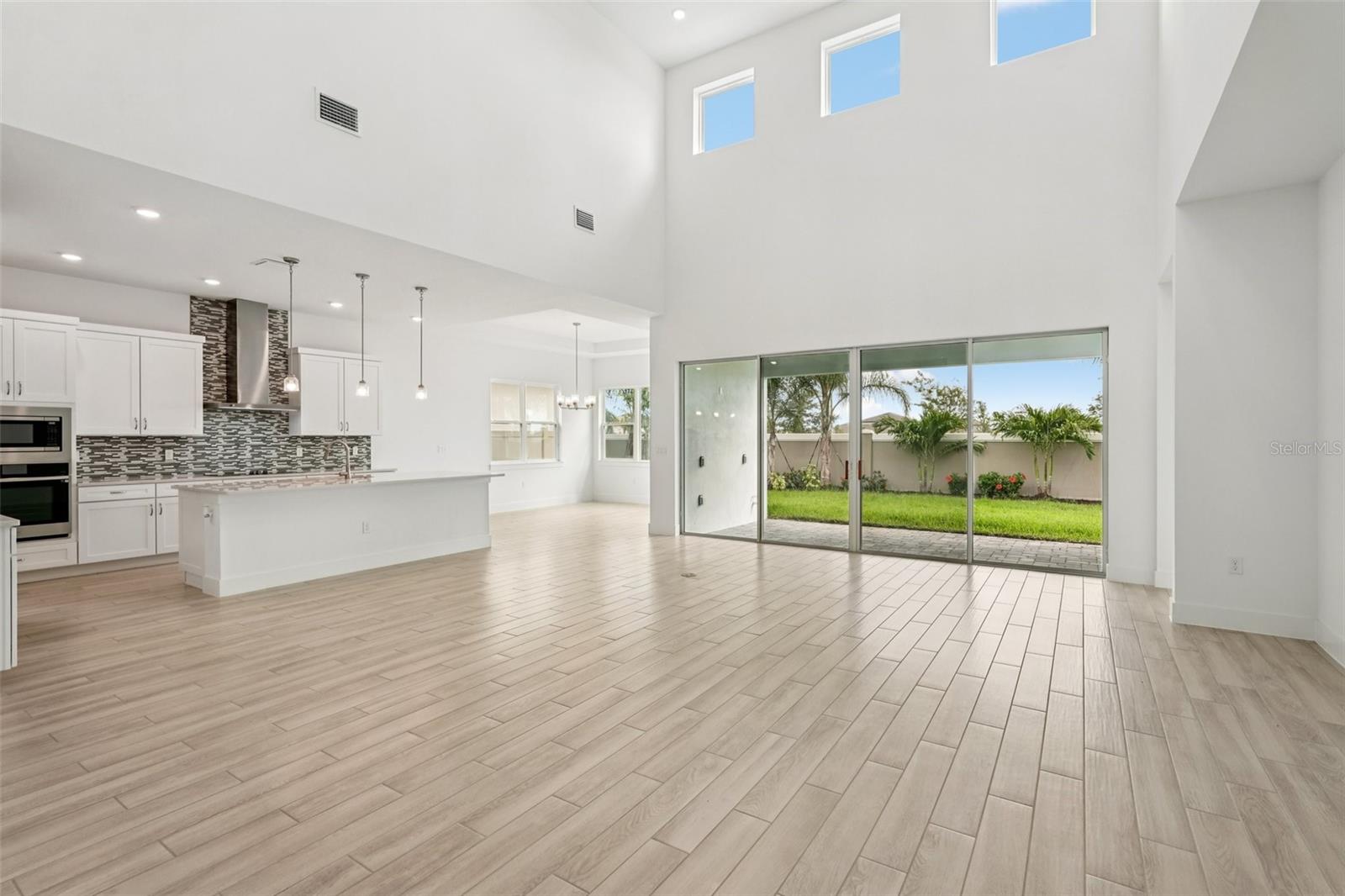 8234 GOLDEN BEACH CT — photo 7