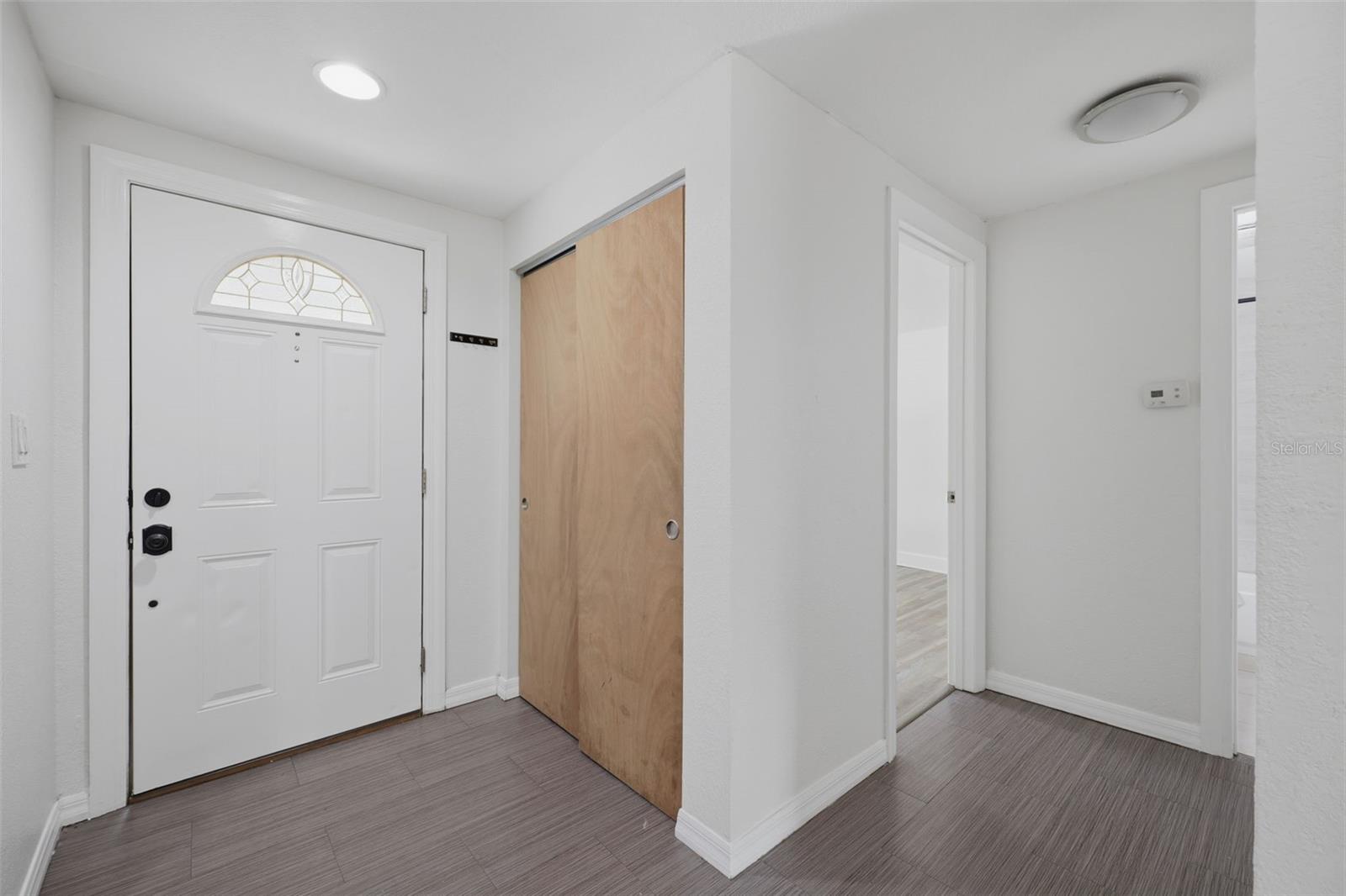 2804 APPLEWOOD DR — photo 10