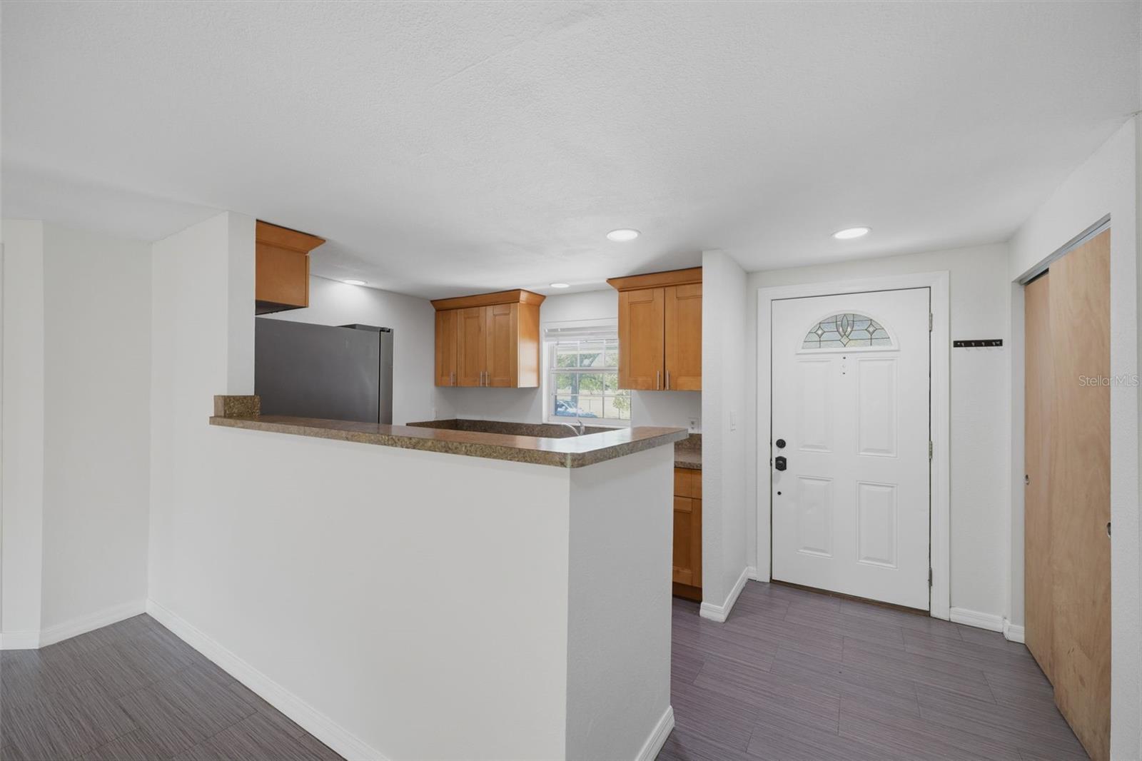 2804 APPLEWOOD DR — photo 9