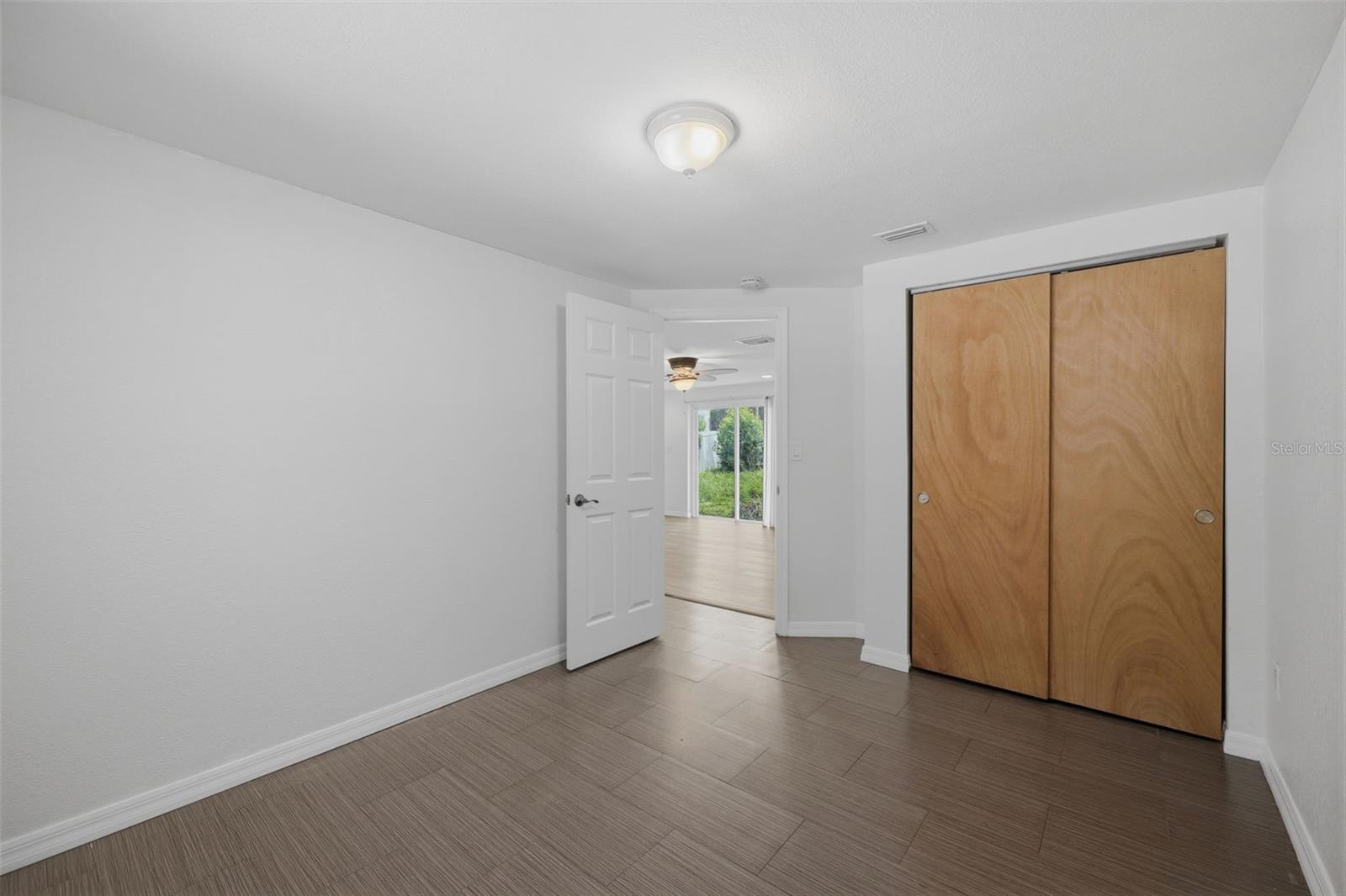 2804 APPLEWOOD DR — photo 17
