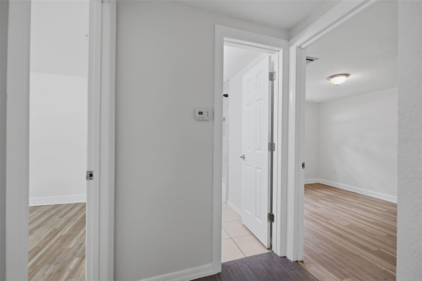 2804 APPLEWOOD DR — photo 11
