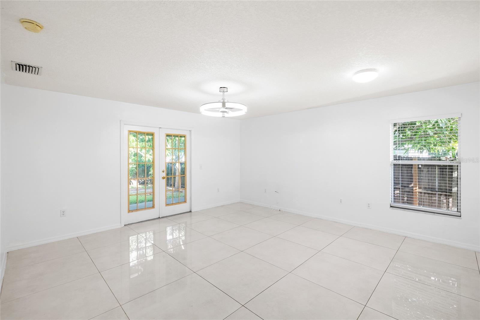 10001 FLORENCE AVE N — photo 12