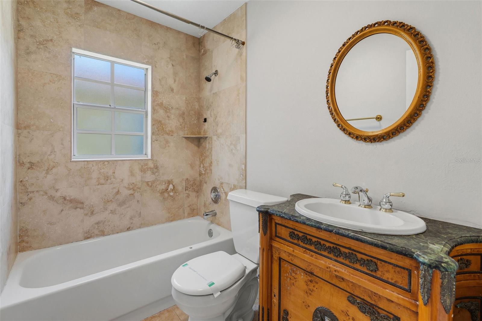 3710 W LEONA ST — photo 23