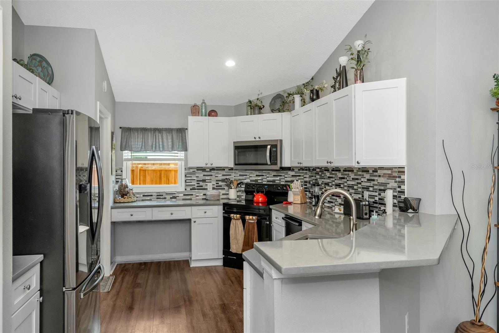 13853 PIMBERTON DR — photo 10