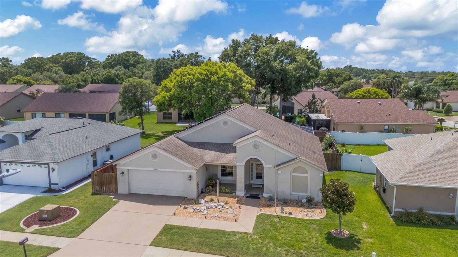 13853 PIMBERTON DR — photo 41