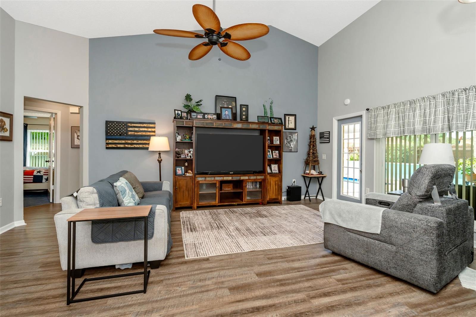 13853 PIMBERTON DR — photo 7