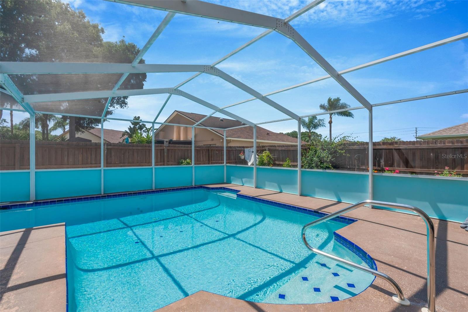 13853 PIMBERTON DR — photo 32