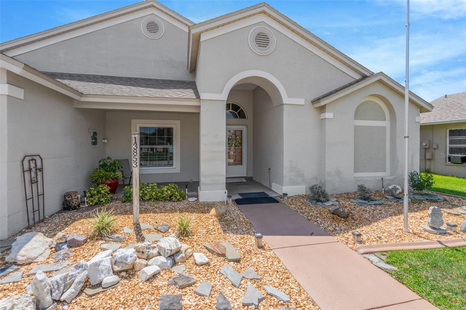 13853 PIMBERTON DR — photo 39