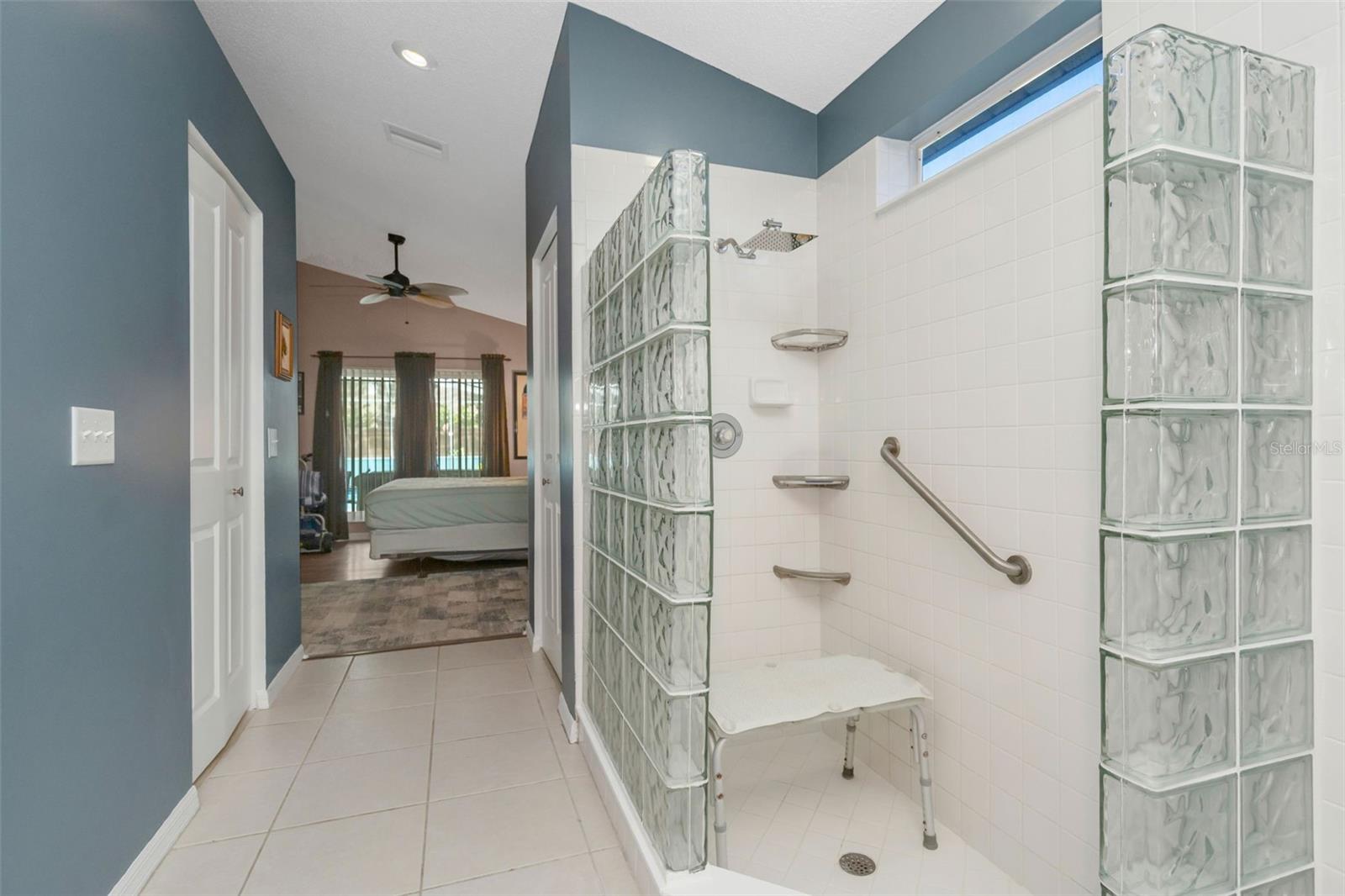 13853 PIMBERTON DR — photo 21