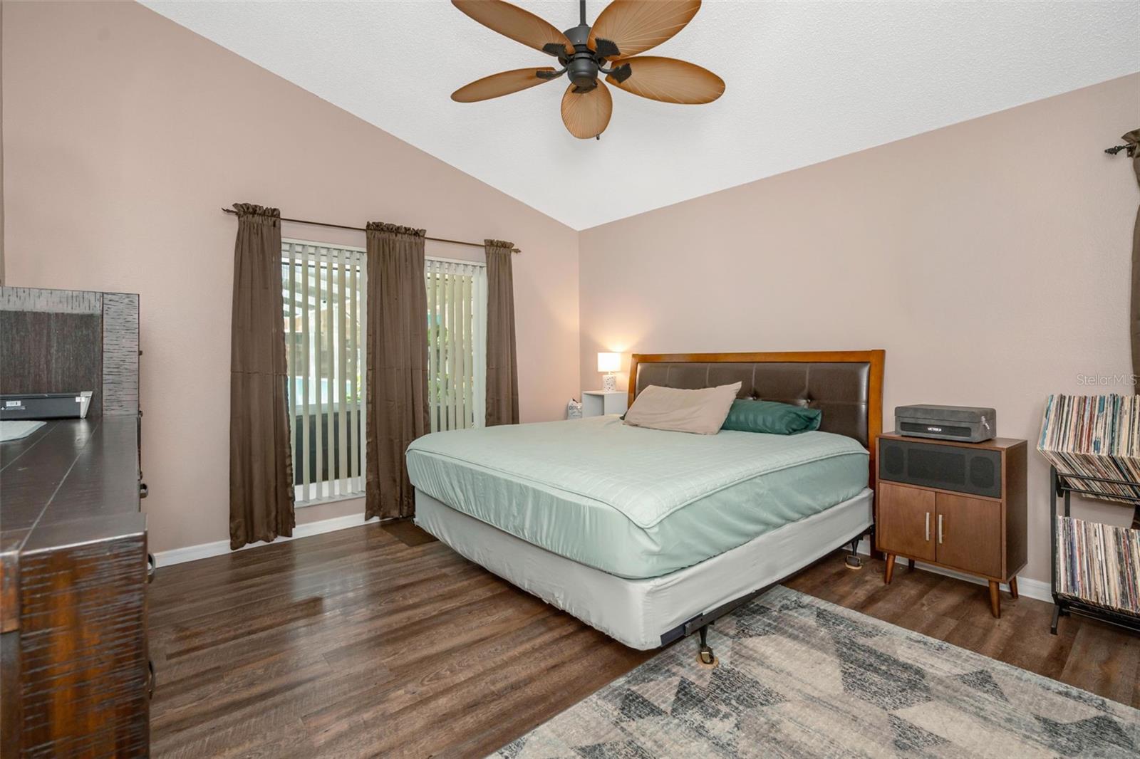 13853 PIMBERTON DR — photo 15