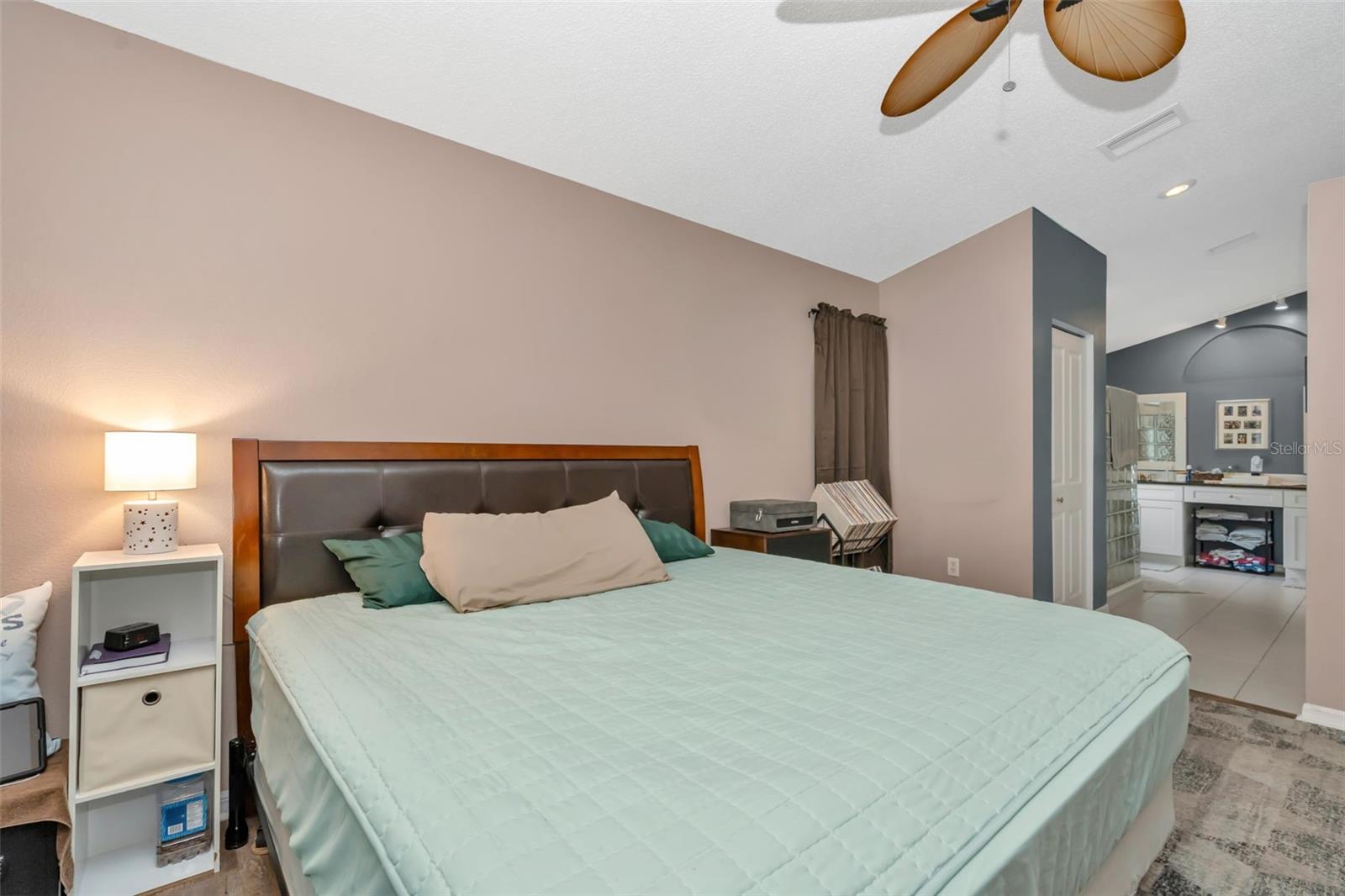 13853 PIMBERTON DR — photo 17