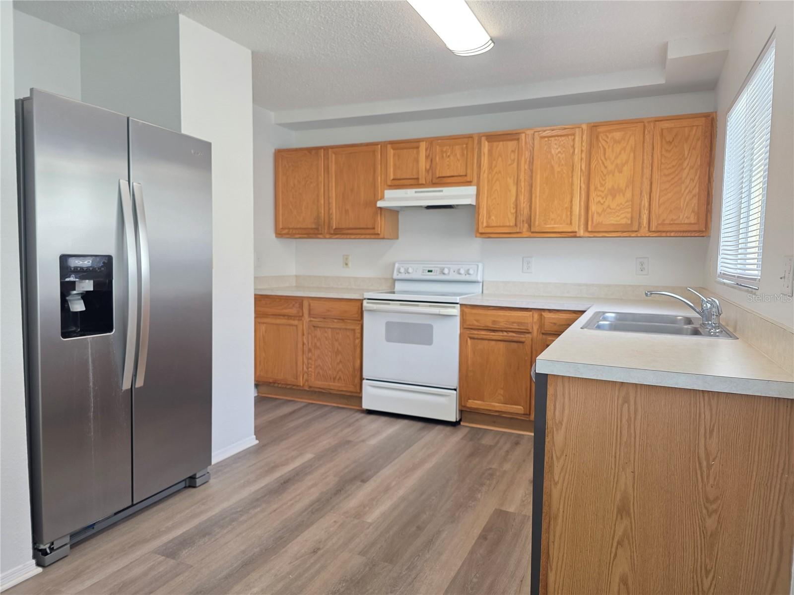 1410 OAKFORD CT — photo 7