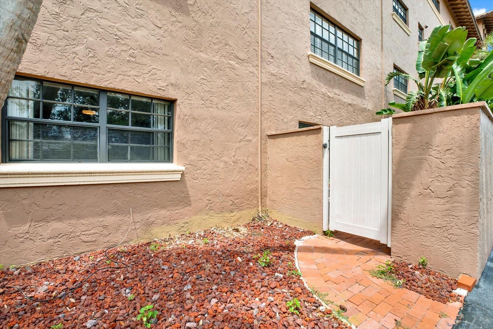 6100 GULFPORT BLVD S #111 — photo 19