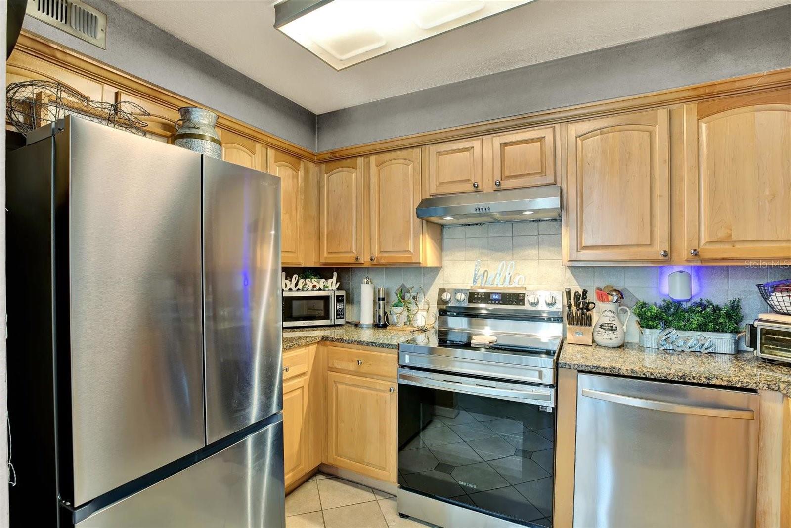 6100 GULFPORT BLVD S #111 — photo 10