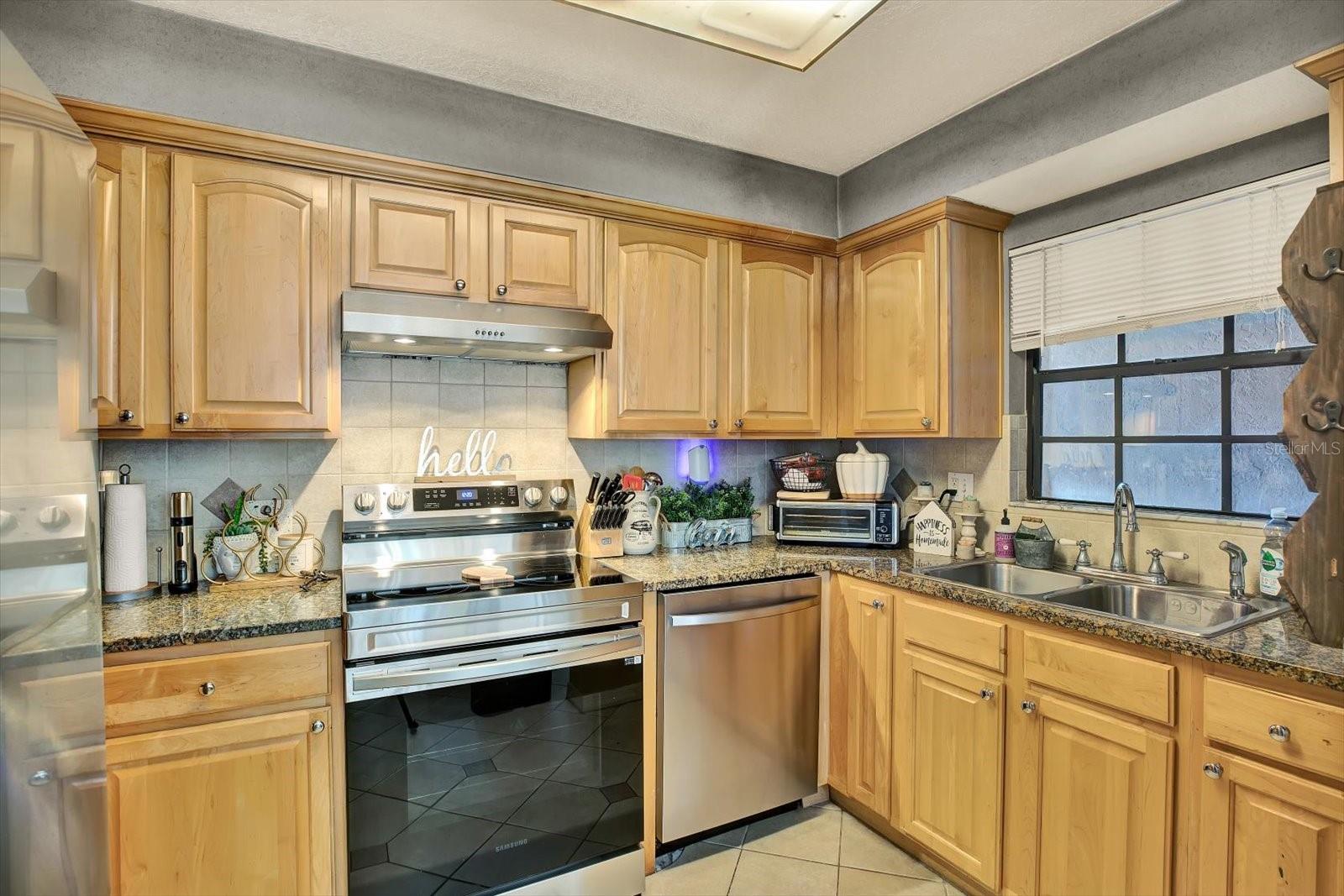 6100 GULFPORT BLVD S #111 — photo 11