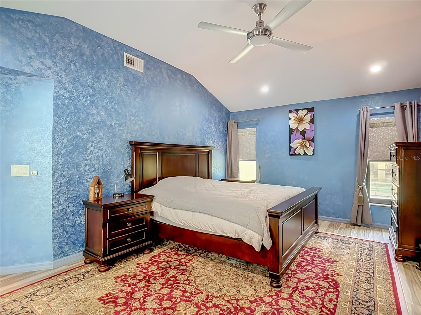 16040 PENWOOD DR — photo 37