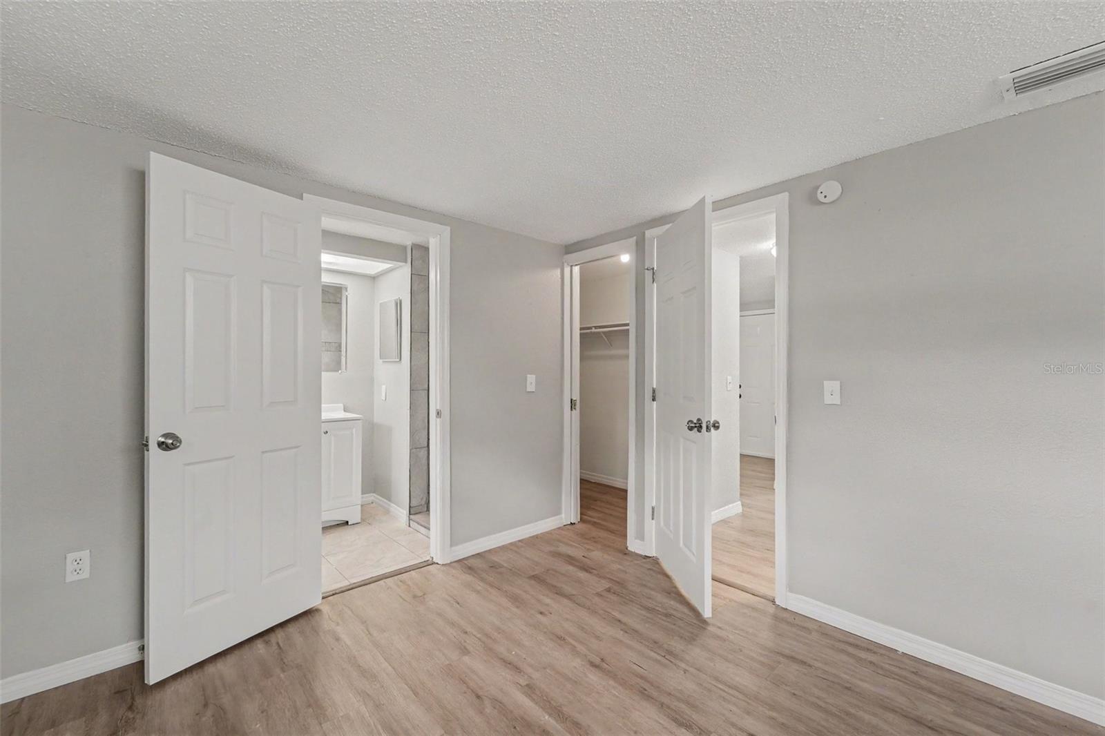 5102 SCHOOL RD — photo 12