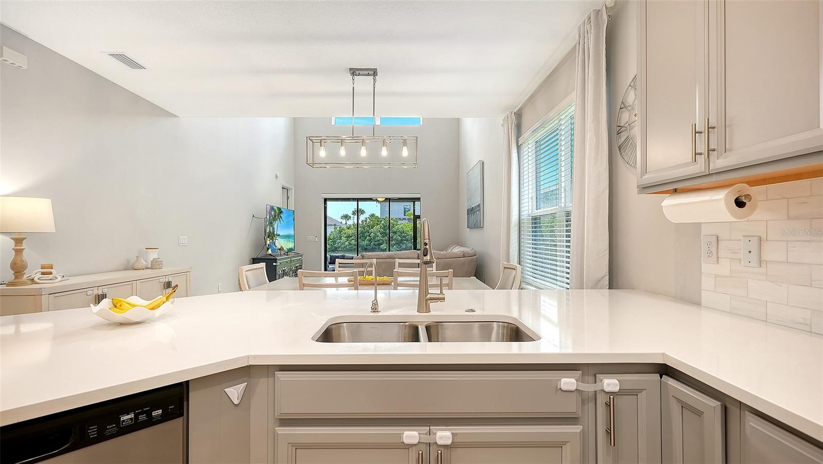 15336 ISLA PALMA LN — photo 12