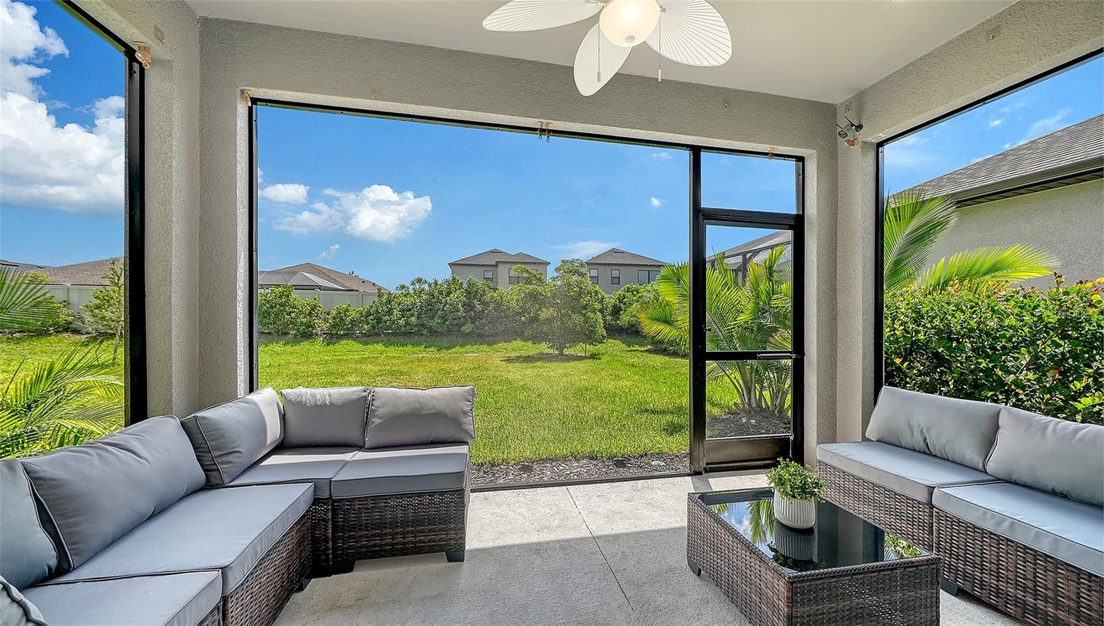 15336 ISLA PALMA LN — photo 40
