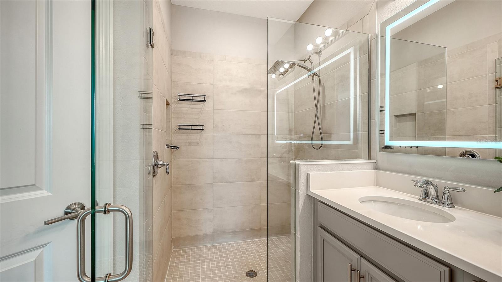 15336 ISLA PALMA LN — photo 24