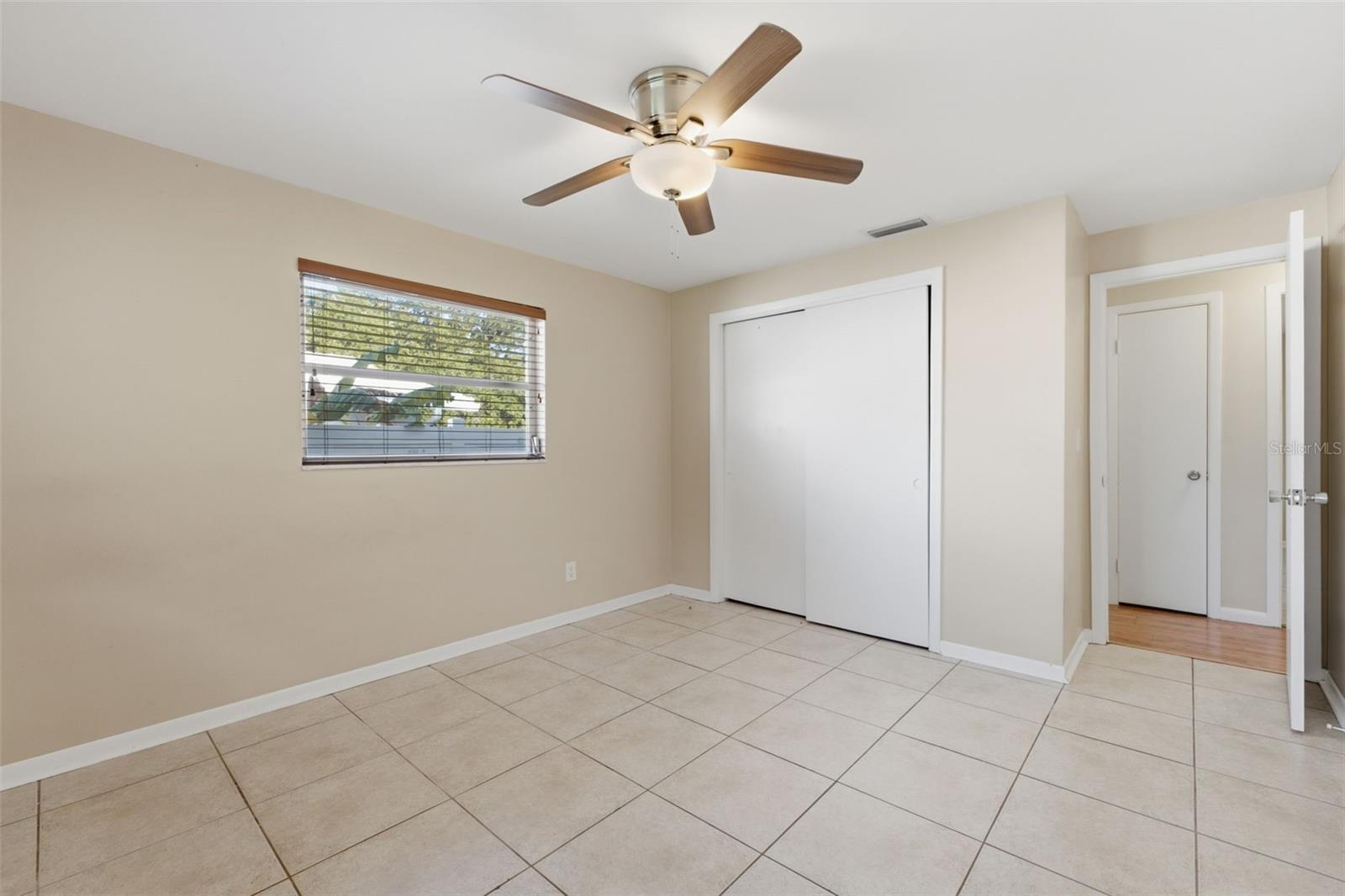 1387 BELLEVUE BLVD — photo 27