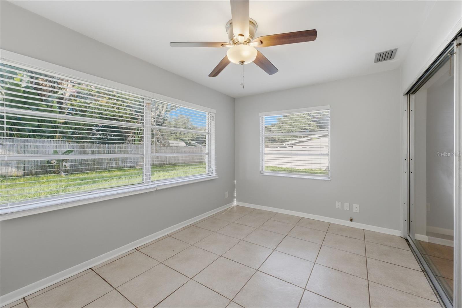 1387 BELLEVUE BLVD — photo 18