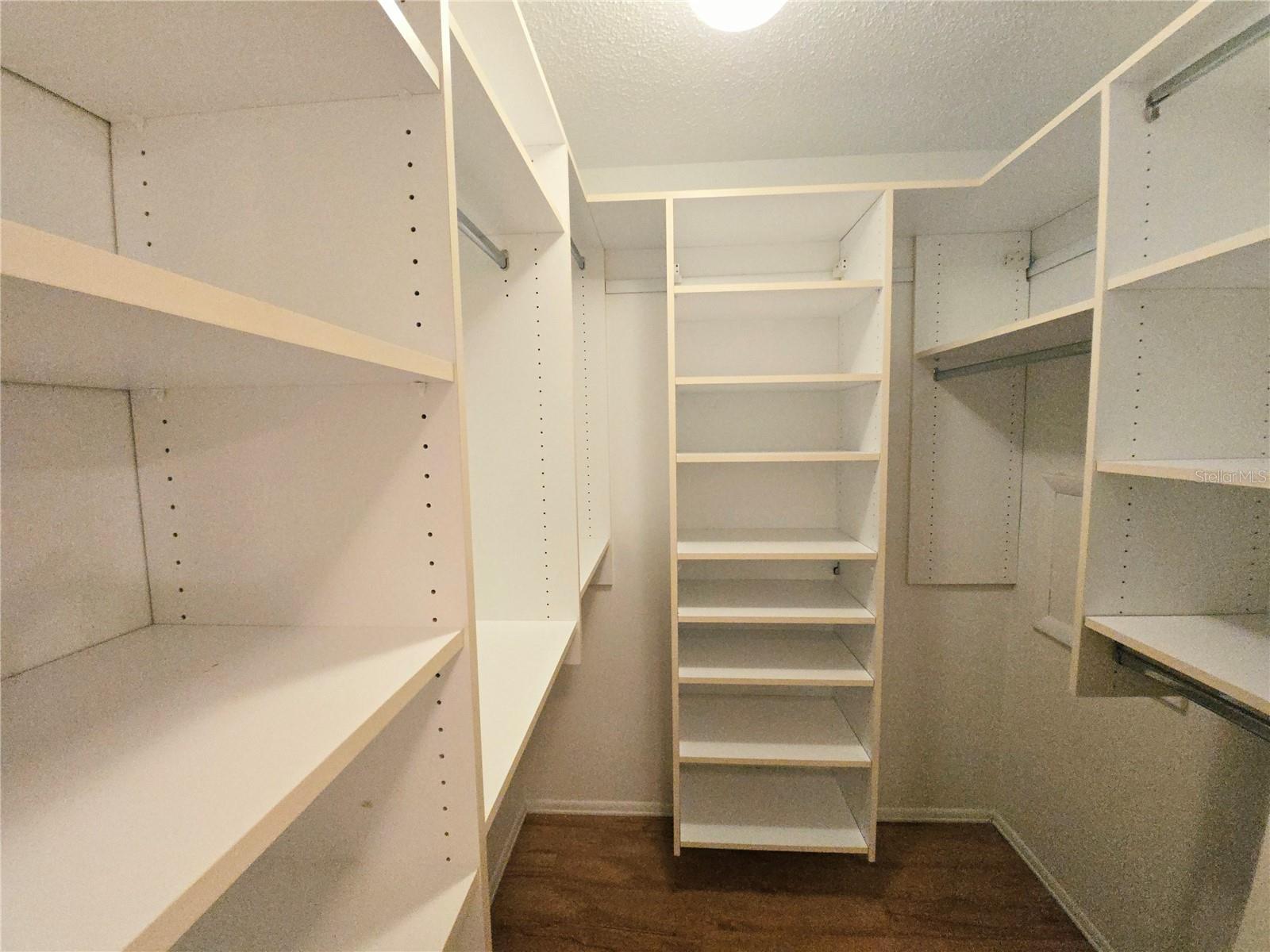 3601 GARDEN LAKES CLENET — photo 17