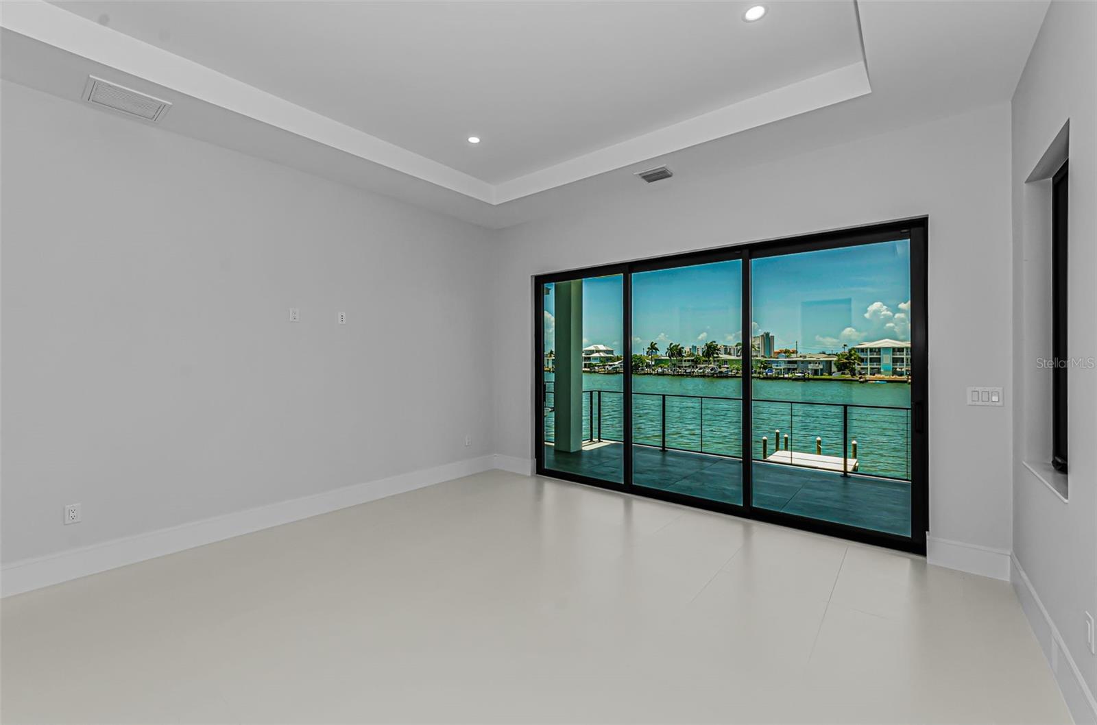 43 DOLPHIN DR — photo 37