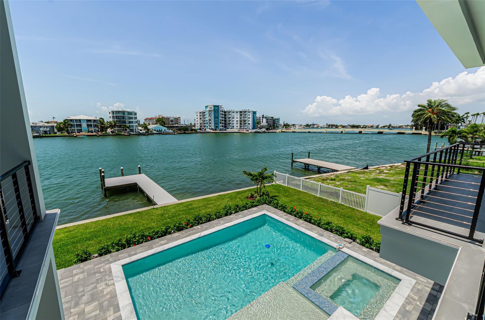 43 DOLPHIN DR — photo 12