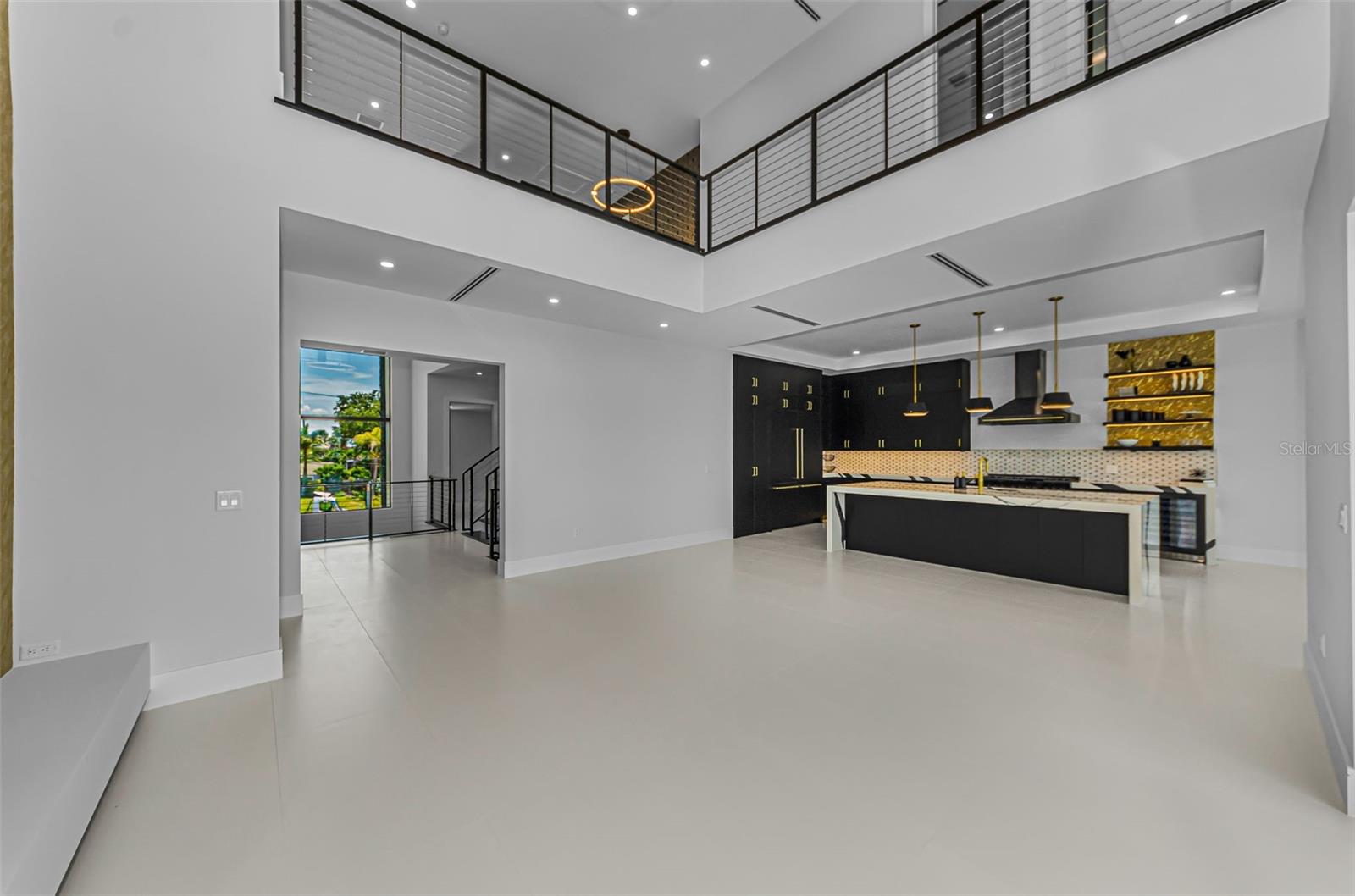 43 DOLPHIN DR — photo 18